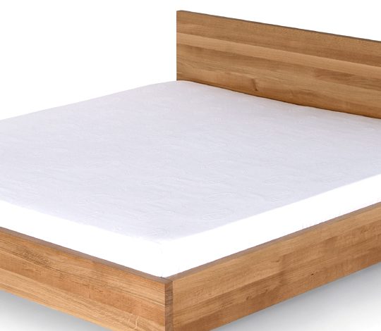 Bed in hout